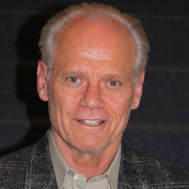 Fred Dryer Agent