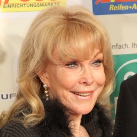 Barbara Eden Agent