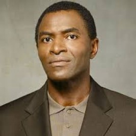 Carl Lumbly Agent