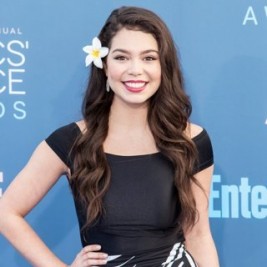 Auli'i Cravalho Agent