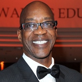 Edwin Moses Agent