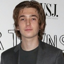 Austin Abrams Agent