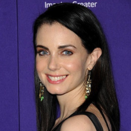 Mia Kirshner Agent