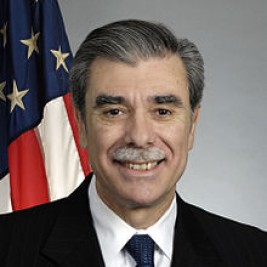 Carlos Gutierrez Agent